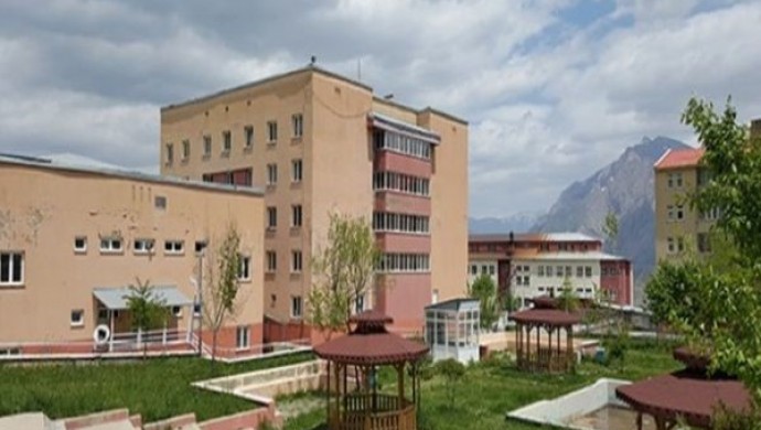 Hakkari’de Üniversite Yurdunda İntihar Girişimi