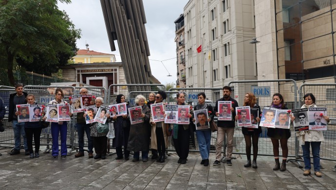 Cumartesi Anneleri’nden 1125. Hafta: Gözaltında Kaybedilen Fehmi Tosun İçin Adalet Çağrısı