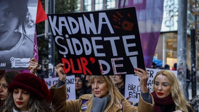 İktidarın Aile Politikaları Televizyon Yapımlarında Şiddeti Meşrulaştırıyor: Yönetmen Şükran Demir Uyarıyor