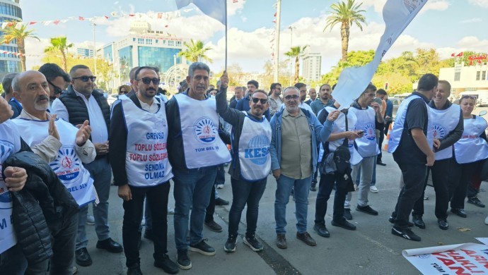 Konak Belediyesi Çalışanları 9 Aylık Alacakları İçin Alanlarda: “Hakkımızı İstiyoruz!”
