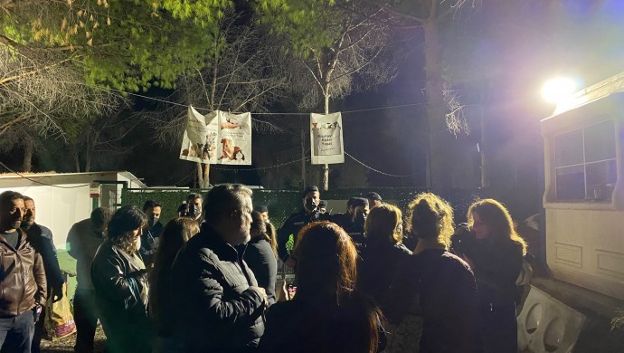 Ege Üniversitesi’nde Kampüs Köpekleri Polis Müdahalesiyle Toplatıldı: Öğrencilerden Protesto Çağrısı