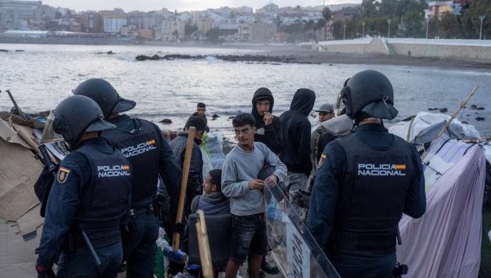 Kraliyet Ziyareti Öncesi Ceuta’da 3 Bin Mülteci Kampı Boşaltıldı: İspanya’dan ‘Görünmez’ Kılma Operasyonu