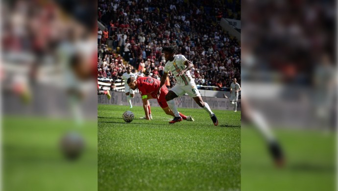 Amedspor Uzatmalarda Yediği Golle Berabere Kaldı: Galibiyet Kaçtı