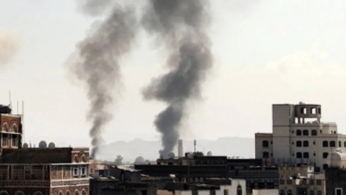 Yemen’deki Çatışmalar Şiddetleniyor: Husiler Suudi Arabistan’daki Aramco Tesislerini Vurdu