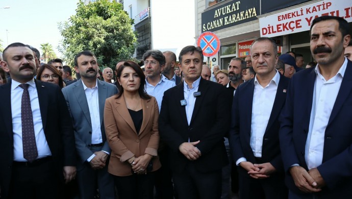 Mersin’deki Belediyelere Yönelik Gözaltılar: “Bu, Siyasi Bir Operasyondur”